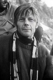 Gary Hemming as Self (related character) in Les Amants des Drus 2007