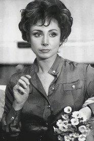 Maria Pia Di Meo as Narrator in Io sono nata viaggiando 2013