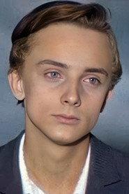 Sergey Vlasov as Peter Pan in Peter Pan 1987