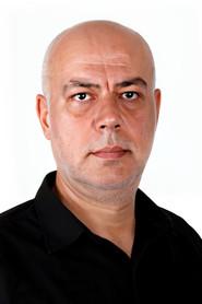 Ahmet Özarslan as Reşit in The Shadowless 2009