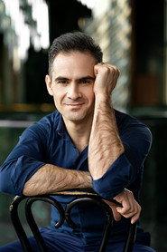 Giacomo Sagripanti as Conductor in Rossini: Il Barbiere di Siviglia 2016