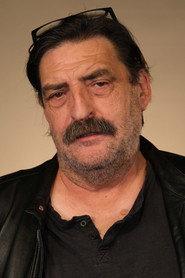 Eduard Muntada as Sergei in El gran comediant 2023