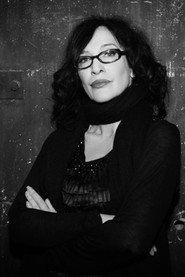 Senka Bulić as Spomenka in How the War Started on My Island 1997