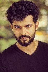 Suraj Gowda as Suraj in Maduveya Mamatheya Kareyole 2016