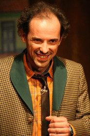 Sérgio Moras as Morais in Fronteira 2020