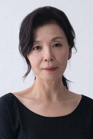 Cha Mi-kyung as Mother in Three Sisters 2021