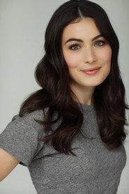 Hannah Perko-Engel as Gemma in Favouritism
