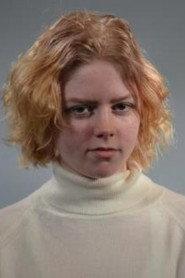 Mae Brando as Stranger in Fleeting 2019