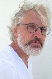 Andrea De Manincor as Carlo in Pupillo 2023
