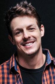 Rafael Medrado as Jorge in Onze Minutos 2018