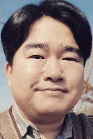 Shin Jeong-man as driver in Hitchhiker 2016