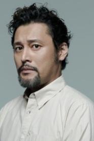 Eiji Yokota as Jimi Ohara in The Sun Stands Still 2021