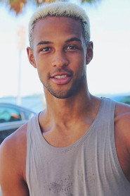 Simon Desue as Benji in Bros Before Hoes 2015