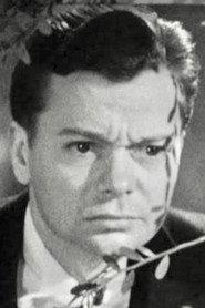 Eddie Tamblyn as Bill Smart in A Shot in the Dark 1935