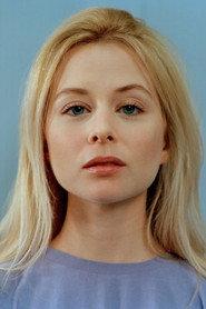 Katrine Duhaime as Martine in The Lion's Path 2015