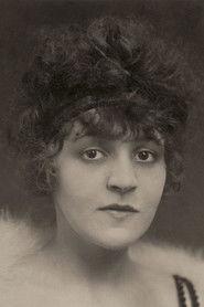 Anita Berber as Aouda in Around the World in 80 Days 1919