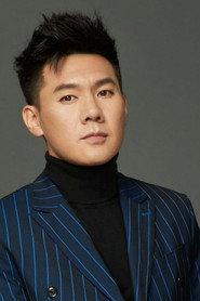 Jiang Haoyan as Huang Ce in The Sniper Ridge 2021