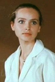 Lidiya Ezhevskaya as Vasiliy's wife in Double Passing 1984