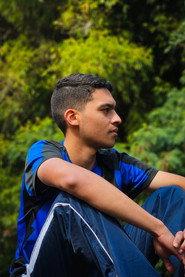 Bruno Ferreira Teixeira as Bruno (Passado) in Além do Tempo 2024