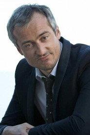 Sébastien Thoen as Sébastien Thoen in Merci Patron ! 2023