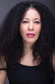 Solange Freitas as Voz na Rádio (Voz) in Mutant Blast 2019