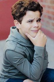 Griffin Kunitz as Ira in Skyward 2017