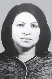 Zemfira Aliyeva as Mahmud's Wife in My White City 1994