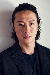 Shoichi Honda as Toru in Heart, Beating in the Dark 2005