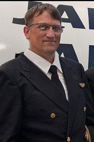 Lee Glattback as Captain in B-Plot 2025
