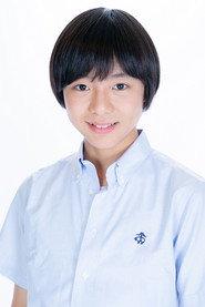 Junya Maki as Koichiro Shimada (child) in The Lion Standing in the Wind 2015