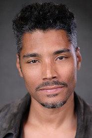Diogo Sales as Eduardo in Segue de Volta 2023