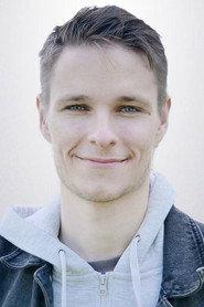 Fabien Condaminas as Shannon in Sam : Drive Parody 2014