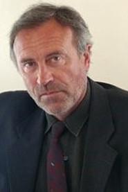 Gérard Pinteau as Antoine Garnier in Famille fou rire 1993