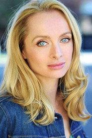 Johanna Stanton as Izzy Merlo in County Lines 2020