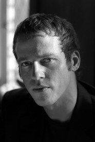 Till Kraemer as Cop in Der VIII. Grad 2004