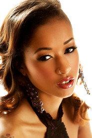Skin Diamond as Dyna Myte in Killjoy's Psycho Circus 2016