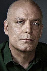 Michael McFadden as Raymond in Shattered Memories 2014