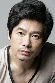 Gwak Min-zun as Hak-cheol in The End of That Summer 2019