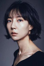 Joo Ye-rin as Su-yeon's Friend in Hidden Face 2024