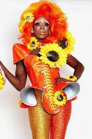 Honey Davenport as Mary in Marmalade 2022