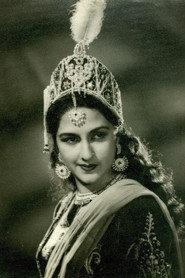 Bina Rai as Nadira in Anarkali 1953
