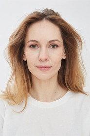 Mariya Shashlova as wife in Zeppelin 2016