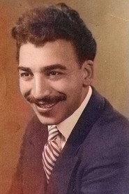 Ezzatollah Moghbeli as Akbar in Sogoli 1970