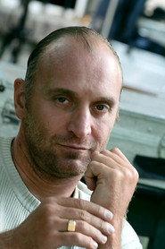 Xavier Gojo as Gilles in Les Martyrs aussi iront en enfer 