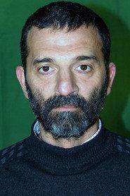 Namig Aghayev as kuklaçı in Big Red House 2024