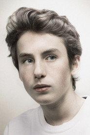 Jules Porier as Corentin in Un grand raccourci 2026