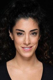 Hande Özen as Dilek in Galata 2024