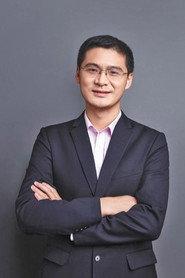 Luo Xiang as  in Bye 2020 Comedy Night 2020