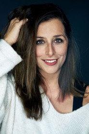 Jenny Laura Bischoff as Self in Gossip - Wie eine Band die Nuller Jahre umkrempelte 2024