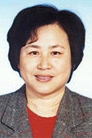 Liu Huiyi as Mrs. Yu in Somewhere Winter 2019